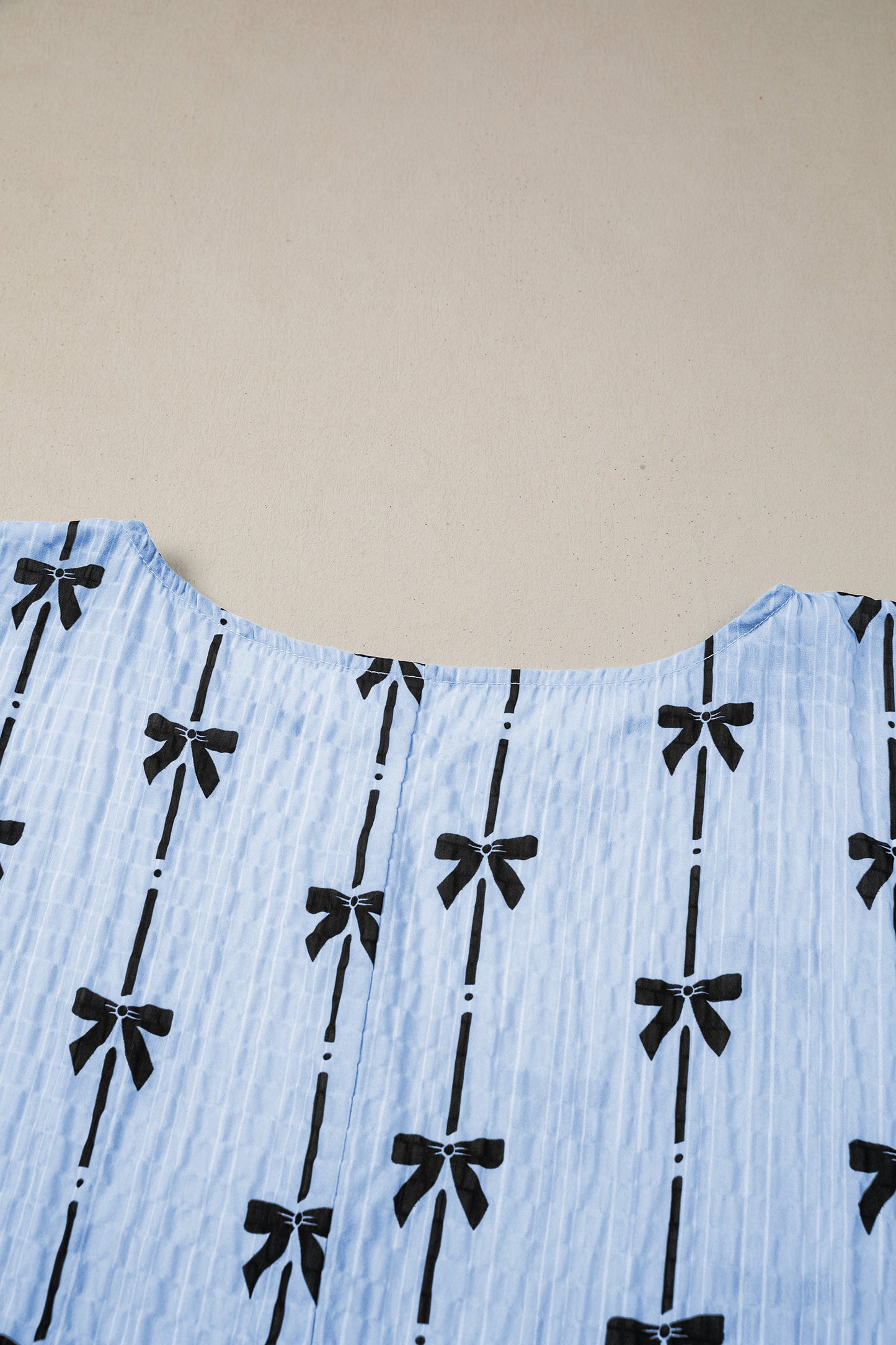Beige Bow Print Striped Puff Short Sleeve Blouse